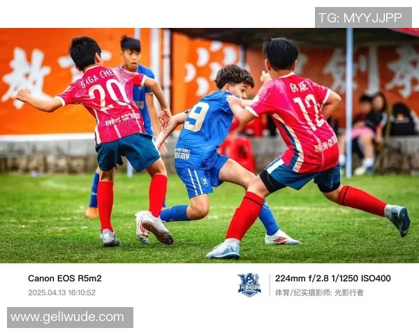 卞足球视频带你领略精彩瞬间与战术分析，助你成为足球高手的必备资源