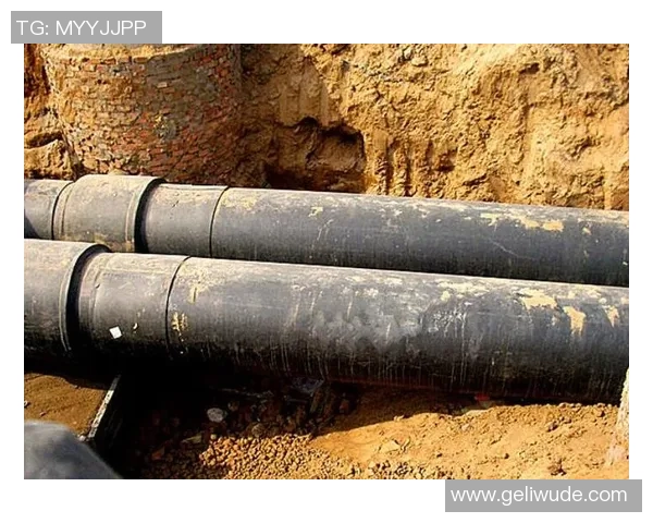 足球场排水管的设计与维护对比赛质量的影响分析与探讨